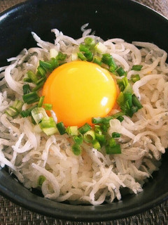 簡単‼材料3つのしらす丼♪-レシピのメイン写真