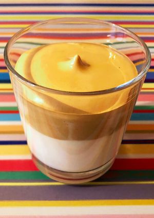 振るだけ簡単　ダルゴナコーヒー-レシピのメイン写真