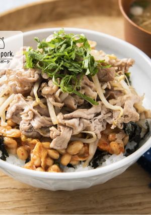 コスパ◎ 食欲全開！豚こま肉のスタミナ丼-レシピのメイン写真