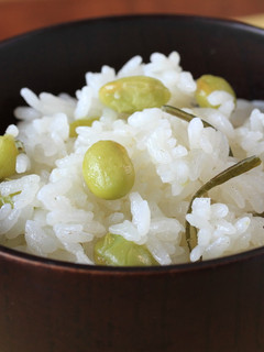 だし昆布のうまみがきいてる!枝豆ごはん-レシピのメイン写真