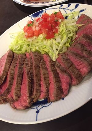 ジンギスカンのタレで簡単ローストビーフ！-レシピのメイン写真