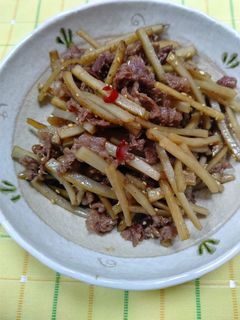牛肉入りきんぴらごぼう美味-レシピのメイン写真