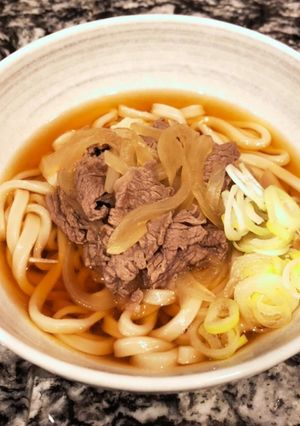 簡単ひやあつ肉うどん☆めんつゆ使用-レシピのメイン写真