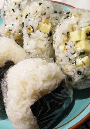 子ども大好きカルシウムたっぷりおにぎり-レシピのメイン写真