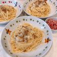 卵を泡立て濃厚に、納豆カルボナーラ!