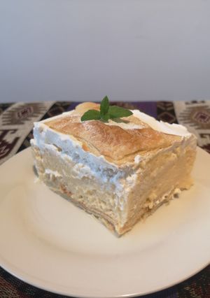 ブレッド湖名物☆クリーム・ケーキ-レシピのメイン写真