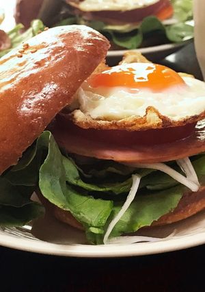ハムエッグ野菜バーガー-レシピのメイン写真