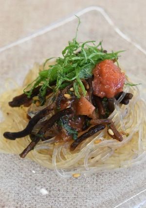 簡単☆緑豆春雨とひじきの梅和え-レシピのメイン写真