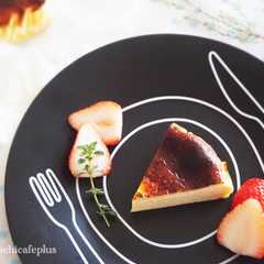 รูปของ 水切りヨーグルトでバスク風チーズケーキ