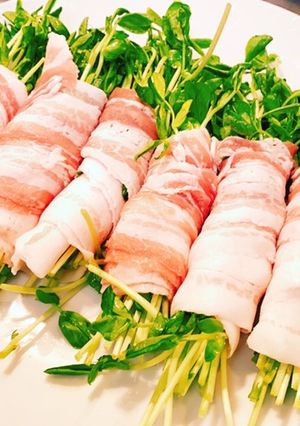 5分で料理！簡単レンジで豆苗豚バラ巻-レシピのメイン写真