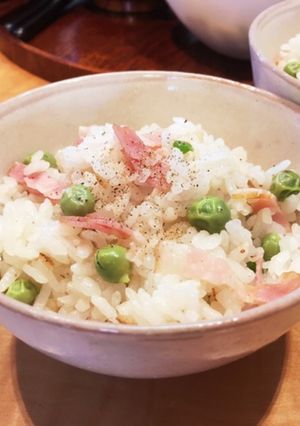 グリーンピースとベーコンの炊き込み豆ご飯-レシピのメイン写真