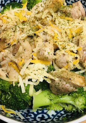 鶏もも肉の塩レモン炒＆ブロッコリーサラダ-レシピのメイン写真