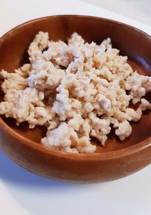【離乳食後期】冷凍OK！ふんわり鶏そぼろ-レシピのメイン写真