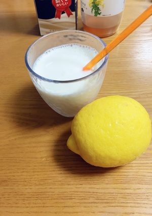 黄金比∞はちみつレモン牛乳∞ラッシー∞-レシピのメイン写真