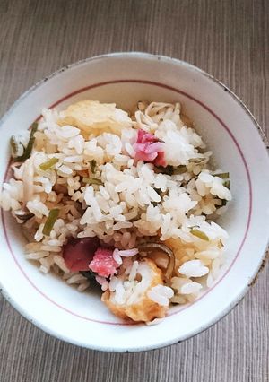 梅干しと塩昆布のキノコの炊き込みご飯-レシピのメイン写真