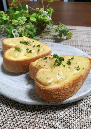 ベビーチーズマヨのハートトースト♡-レシピのメイン写真