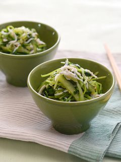 豆苗ときゅうりのごま油和え-レシピのメイン写真