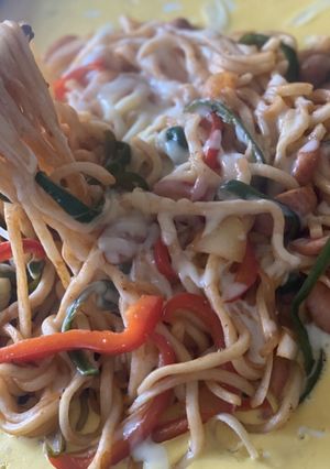 ホットプレートでオムナポリタン風うどん-レシピのメイン写真