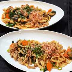 รูปของ 茄子と豚バラの簡単美味しい焼うどん