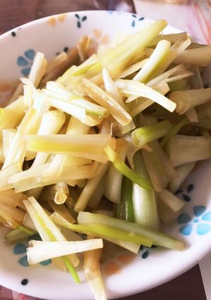 らっきょ漬けの捨てる部分できんぴら!-レシピのメイン写真