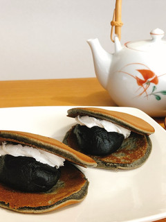 黒ごまどら焼き(HM使用)-レシピのメイン写真