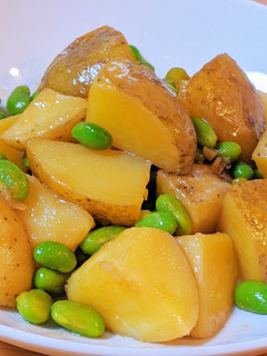 【お弁当にも】新じゃがと枝豆の炒め煮-レシピのメイン写真