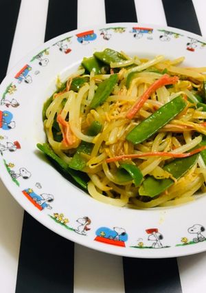 モヤシのカレー炒め カニカマ・緑の野菜-レシピのメイン写真