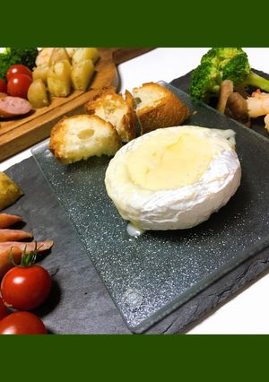 カマンベールでチーズフォンデュ-レシピのメイン写真