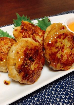 ふわふわ♡蓮根はんぺん入り鶏つくね-レシピのメイン写真