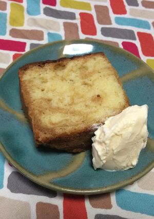 超簡単☆バニラアイス添えキャラメルケーキ-レシピのメイン写真