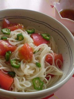 夏バテも怖くない!オクラとトマトの素麺-レシピのメイン写真