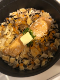骨なし甘鮭で簡単炊き込みご飯-レシピのメイン写真