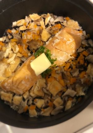 骨なし甘鮭で簡単炊き込みご飯-レシピのメイン写真