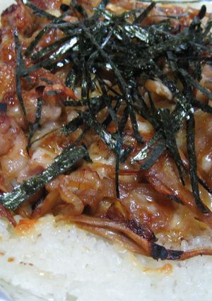 甘辛たれの焼き鳥ライスピザ-レシピのメイン写真