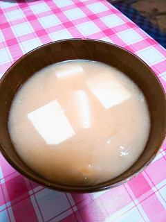 味が優しい♪豆腐と玉ねぎのお味噌汁♥️-レシピのメイン写真