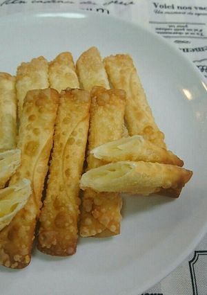 餃子の皮でカリカリ♪チーズ揚げ-レシピのメイン写真