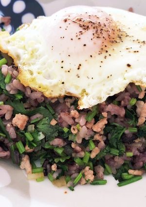 パクチー盛り沢山の簡単焼き飯-レシピのメイン写真