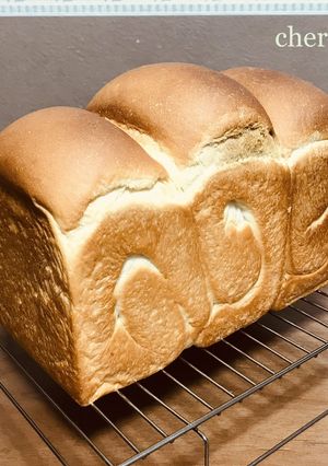 最近定番化した豆腐入り食パン2斤-レシピのメイン写真