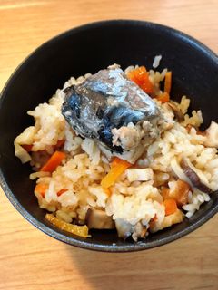 サバ缶でかんたん♪炊き込みご飯-レシピのメイン写真