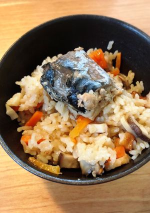 サバ缶でかんたん♪炊き込みご飯-レシピのメイン写真