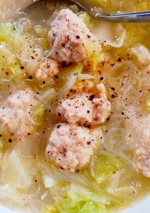 鶏ミンチ団子とキャベツの優し気スープ春雨-レシピのメイン写真
