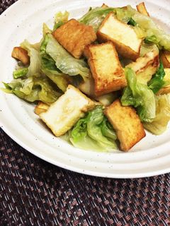 厚揚げとレタスのチーズ炒め-レシピのメイン写真
