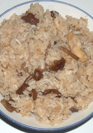 しらす＆足付きなめこ＆揚げの炊き込みご飯-レシピのメイン写真
