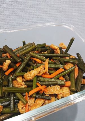 ごま油香るわらびの生姜醤油炒め-レシピのメイン写真