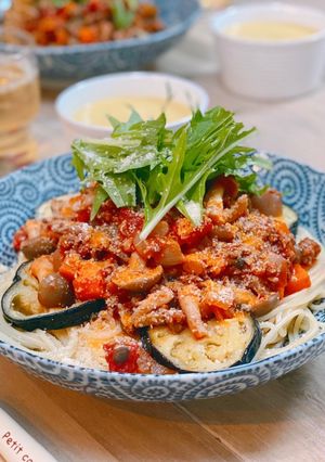 たっぷり野菜のミートソースパスタ-レシピのメイン写真