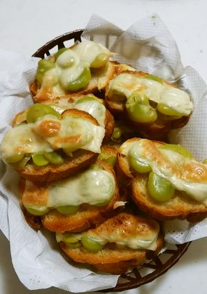 ～そら豆の焼きカナッペ～-レシピのメイン写真