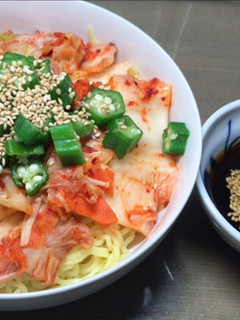 ラーメンの麺でキムチ混ぜそば!-レシピのメイン写真