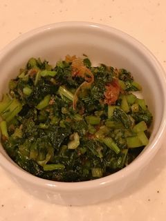 カブの葉とかつお節のごま油炒め-レシピのメイン写真