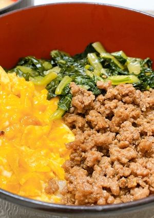 簡単!万能鶏そぼろで3色丼♪-レシピのメイン写真