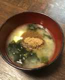 カツオ粉かけるだけ☆みそ汁ワンランク↑
